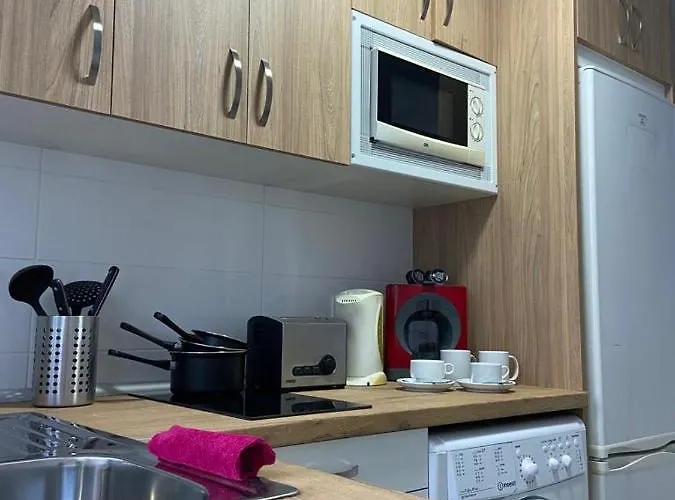 Sunny Cozy & Pretty Penthouse In Sc *