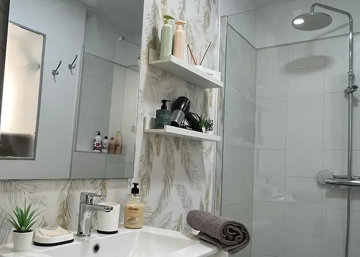 公寓 Sunny Cozy & Pretty Penthouse In Sc *