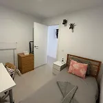 Sunny Cozy & Pretty Penthouse In Sc Apartment *
