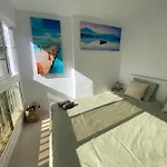 Sunny Cozy & Pretty Penthouse In Sc Apartment