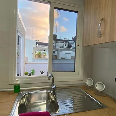 Sunny Cozy & Pretty Penthouse In Sc *