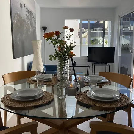 Sunny Cozy & Pretty Penthouse In Sc Daire *