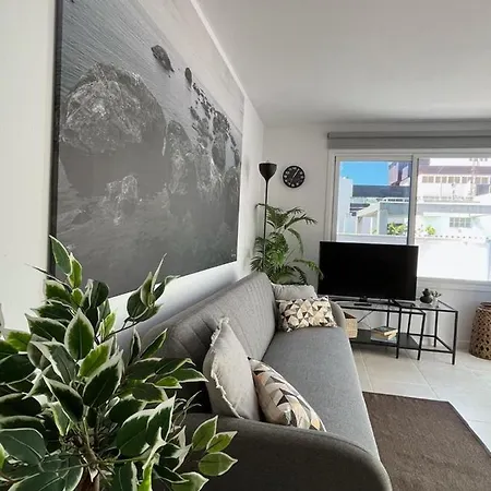 Sunny Cozy & Pretty Penthouse In Sc *